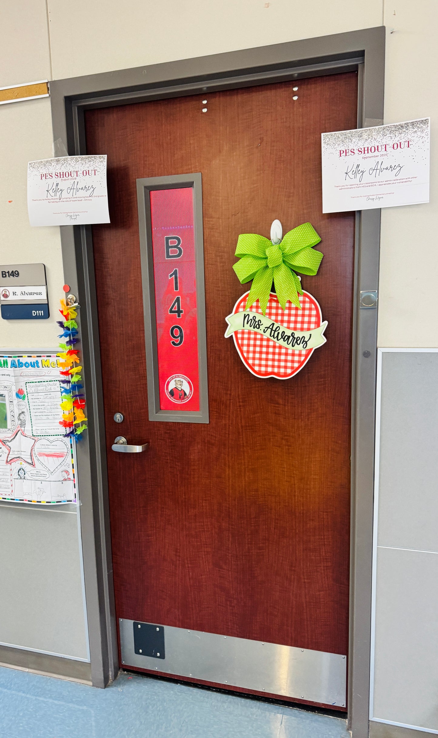 Mini Red-y to Teach Door Hanger